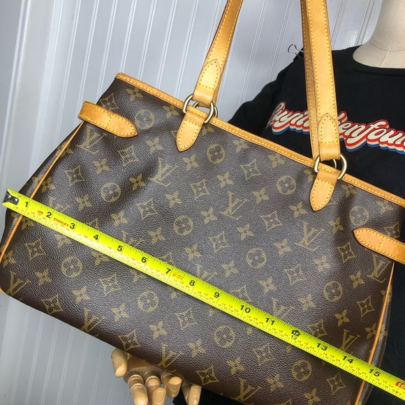 LOUIS VUITTON Batignolles LV Monogram Tote Bag COMES WITH: COA, LV DUST BAG AUTH - Picture 15 of 17